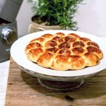 Danubio salato senza glutine e lattosio, soffice e leggero 1 La ricetta del danubio salato senza glutine e lattosio.