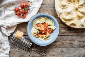 Mezzelune ricotta e spinaci: un primo piatto delicato e semplice