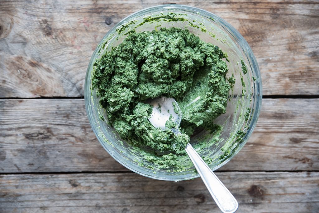 Mezzelune ricotta e spinaci: un primo piatto delicato e semplice 5 mezzelune ricotta e spinaci fase 4