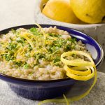 Risotto al limone: un primo piatto cremoso e profumato 1 Risotto al limone ricetta