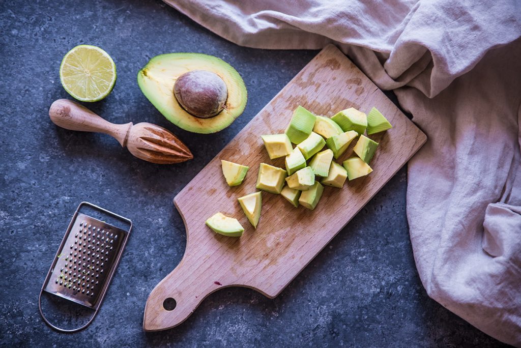 Spiedini di gamberi e avocado: un finger food gustoso 4 Spiedini di gamberi