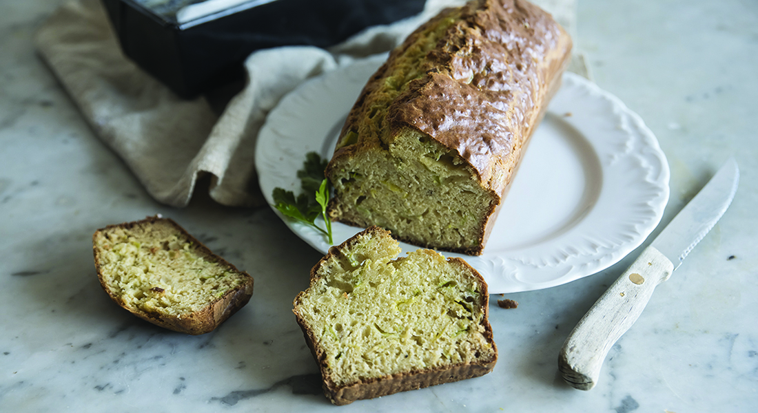 18 ricette per un picnic light e festoso 16 Ricette per pasquetta plumcake salato ai porri copertina