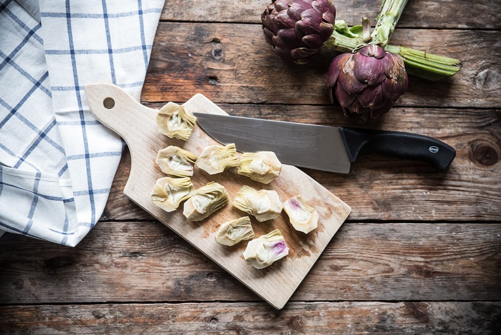 Pollo con carciofi: la ricetta degli involtini light 2 involtini di pollo ai carciofi