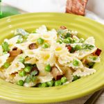 Farfalle ai pisellini e pomodori secchi 1 farfalle piselli pomodori secchi