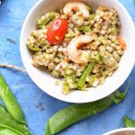 Insalata di farro, fave, piselli, asparagi e code di gambero allo zenzero 1 Insalata primaverile di farro, fave e asparagi