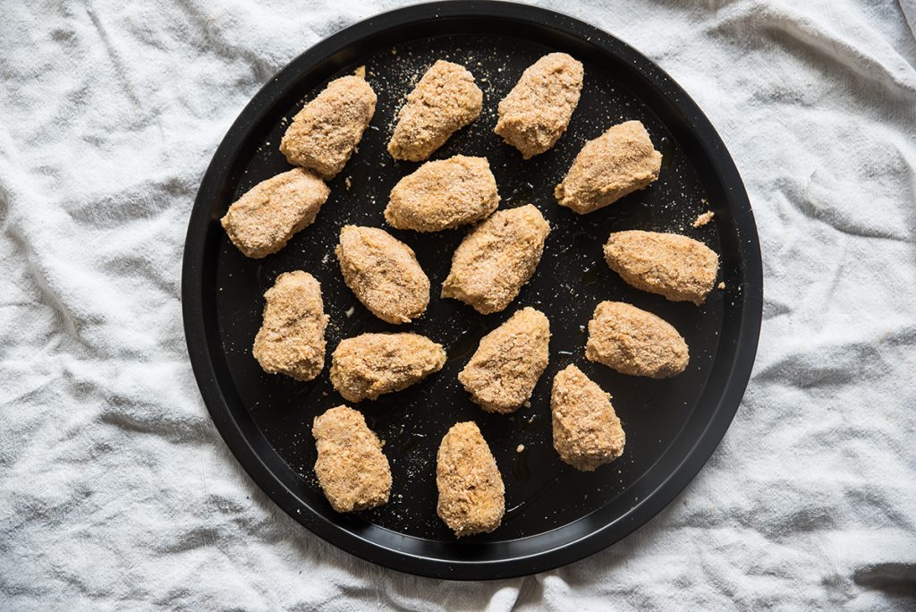 Nuggets di pollo: un secondo piatto di carne al forno 7 bocconcini di pollo leggere al forno