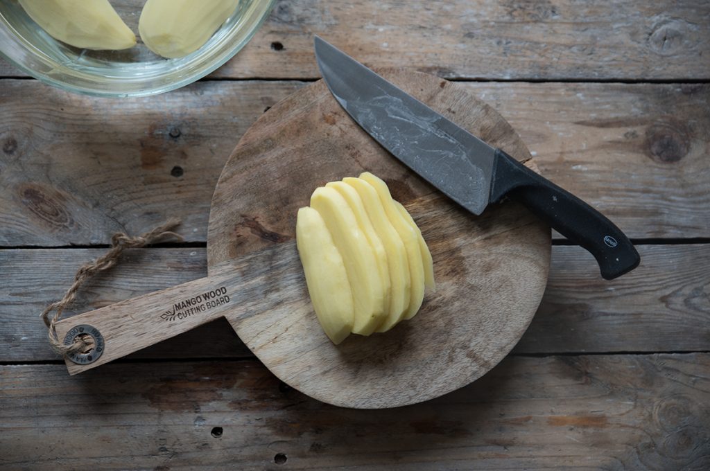 Patatine fritte al forno, croccanti e leggere 3 patate fritte croccanti cotte al forno