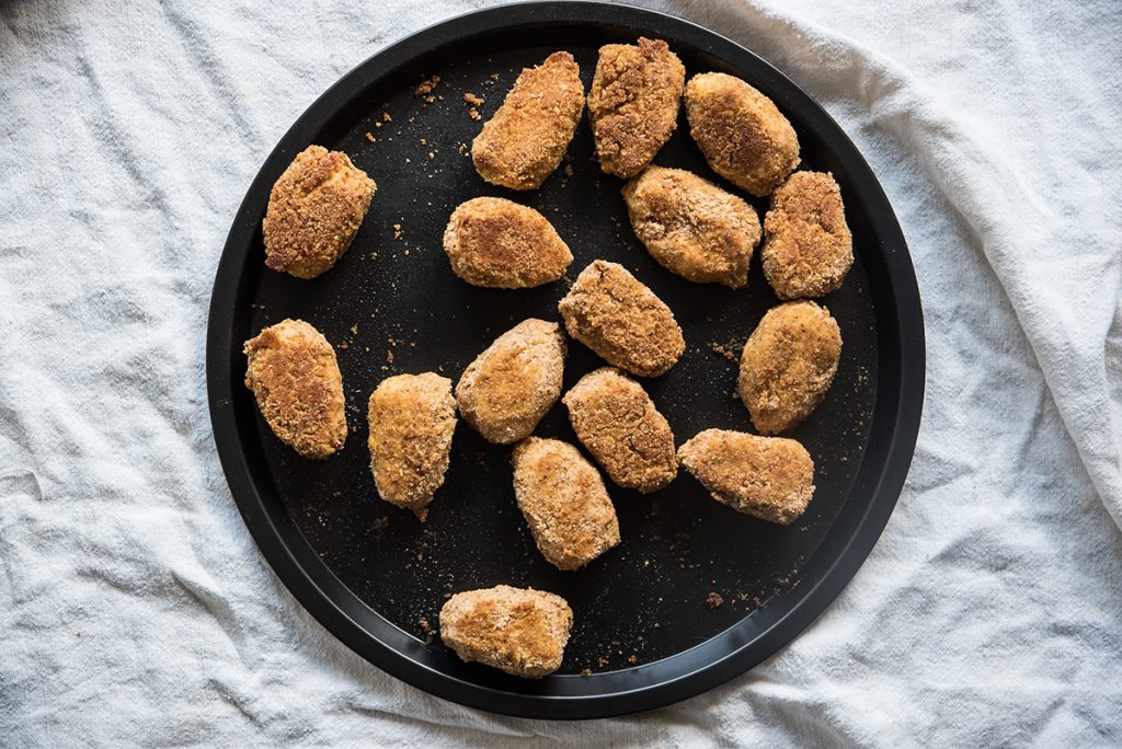 Nuggets di pollo: un secondo piatto di carne al forno 8 polpette di pollo al forno light