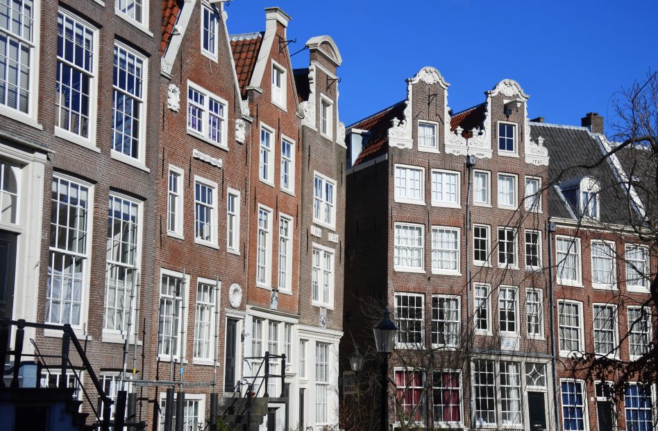 Amsterdam, la città dei musei 20 Amsterdam Begijnhof Case