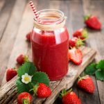 Smoothie di fragole e lamponi 2 frullato fragole e lamponi frullati estivi