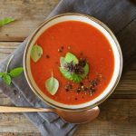 Gazpacho con spiedini di melanzane 1 gazpacho con spiedini di melanzane, una ricetta golosa