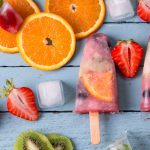 Ghiaccioli di frutta allo yogurt, rinfrescanti e leggeri 1 ghiaccioli allo yogurt frutta