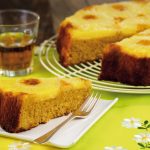 Torta all'ananas e vaniglia: veloce e senza glutine 1 La ricetta della torta all'ananas e vaniglia light e gluten free.