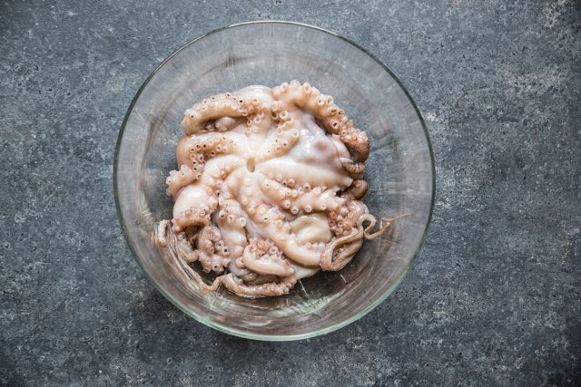 Insalata di mare: l'antipasto estivo da provare anche come secondo piatto 2 insalata di mare preparazione