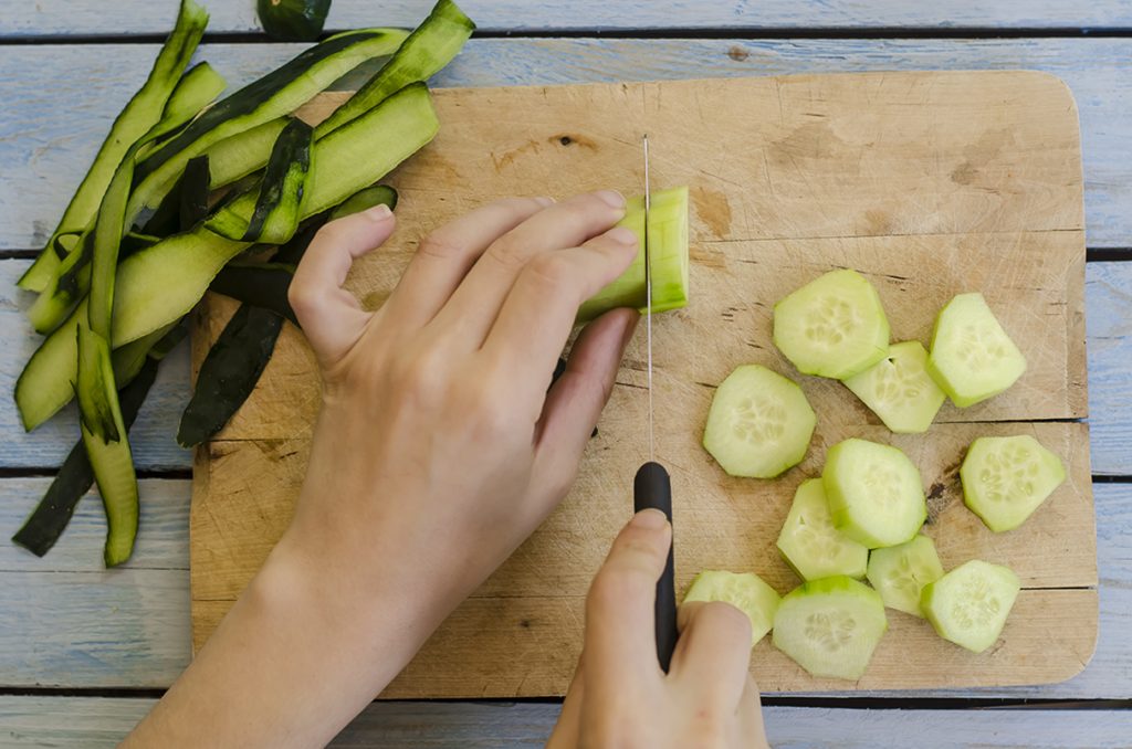 Insalata nizzarda: la ricetta completa con tonno, uova e verdure 4 Insalata nizzarda