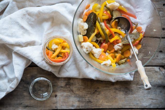 Giardiniera fatta in casa: ricetta step by step 6 giardiniera preparazione verdure