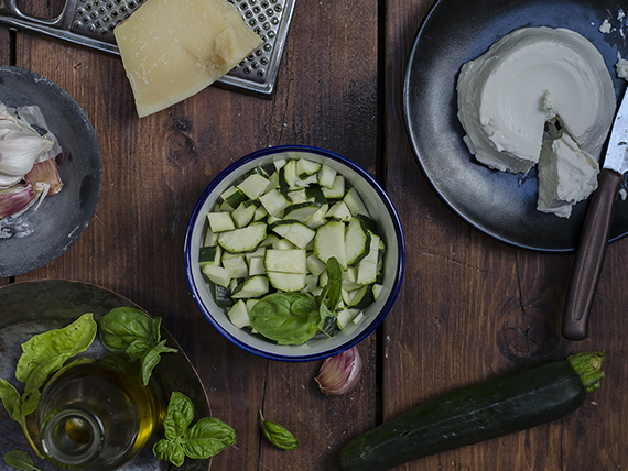 Pesto di zucchine: ricetta classica e variante con la ricotta 6 pesto zucchine ricotta
