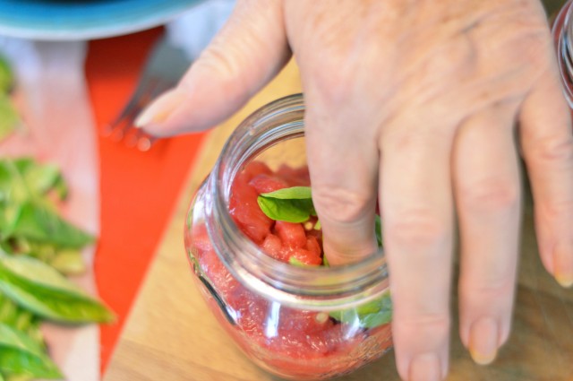 Polpa di pomodoro a pezzi al naturale 6 polpa di pomodoro a pezzi, metti il basilico