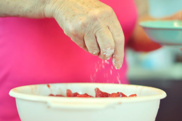 Polpa di pomodoro a pezzi al naturale 4 polpa di pomodoro a pezzi, metti il sale