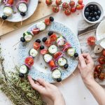 Spiedini alla greca: la versione light e vegetariana 1 spiedini alla greca, ricetta light
