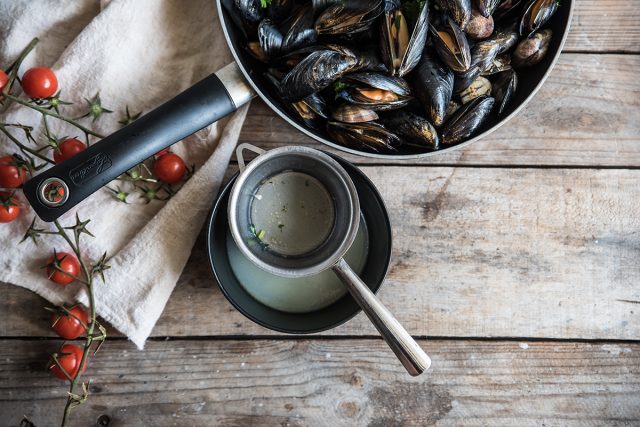 Zuppa di pesce: una ricetta light, nutriente e gustosa 7 zuppa di pesce, filtra il liquido