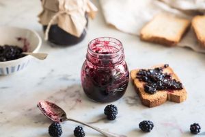 Marmellata di more: la conserva fatta in casa ricca di gusto e benefici