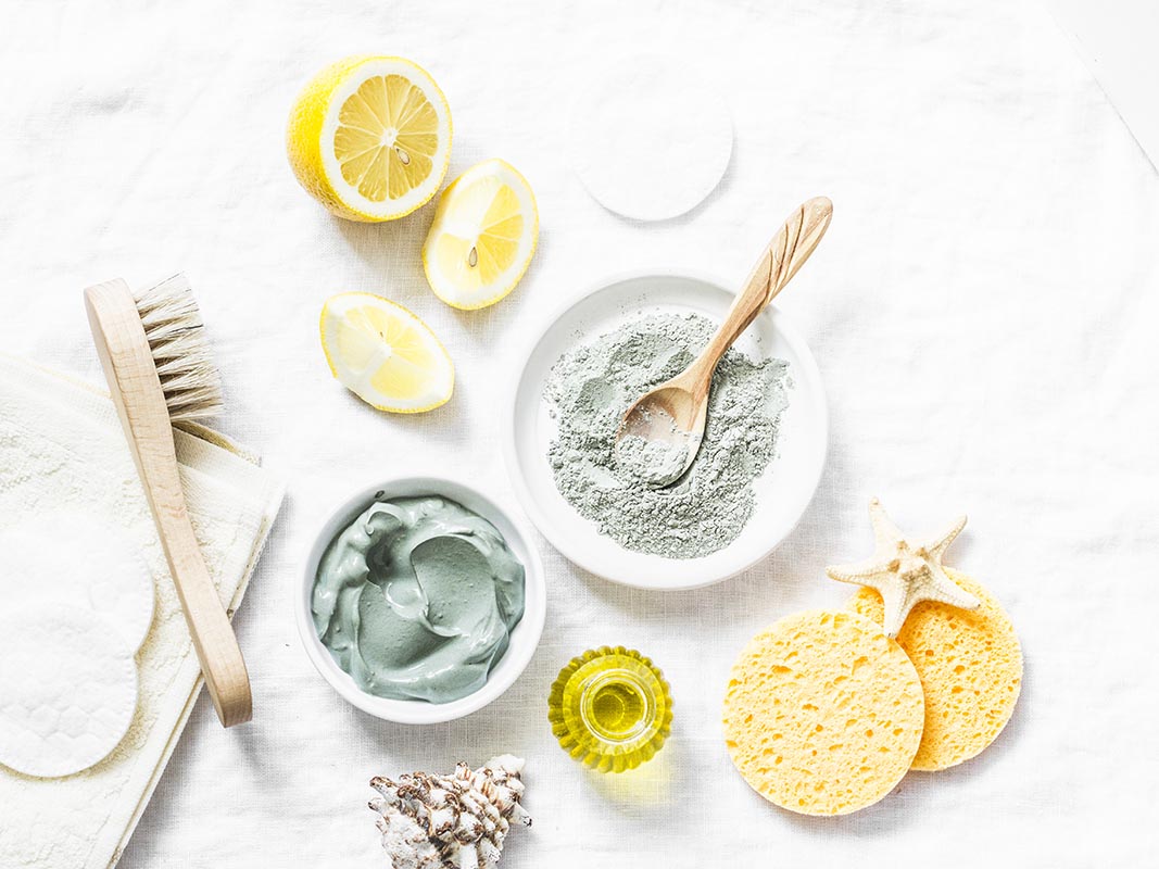 Maschera all'argilla verde: i benefici per pelle e capelli e la ricetta fai da te 1 Maschera all'argilla verde