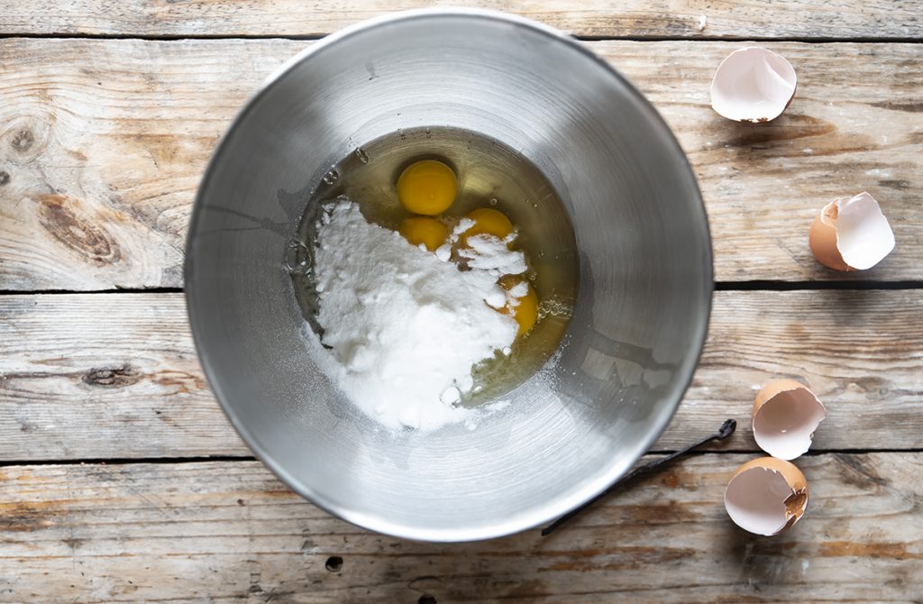 La ricetta del pan di Spagna soffice 3 pan di spagna due