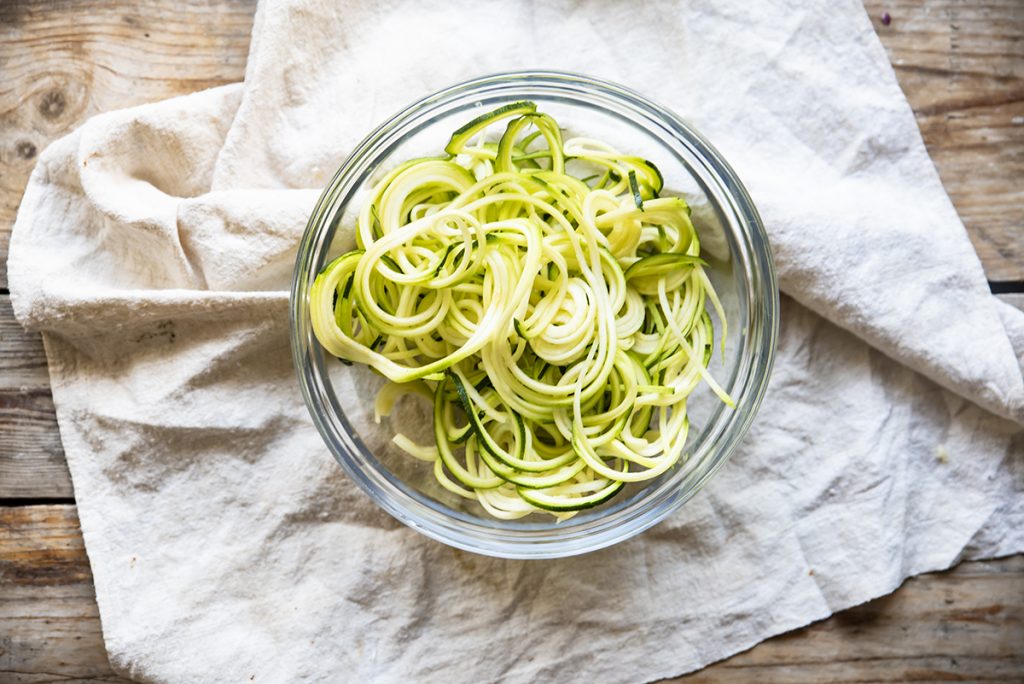 Noodles di zucchine con ragù bianco di seitan 9 spaghetti ottava