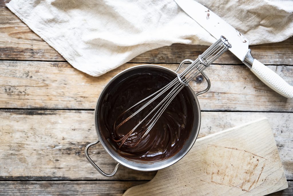 Crostata pere e cioccolato: ricetta fotografata per preparare un dolce favoloso 5 crostata pere cioccolato quattro