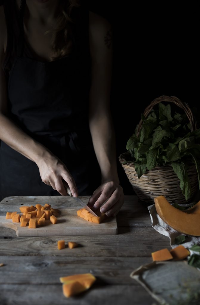 Crostata di zucca e cicoria 3 crostata zucca cubetti