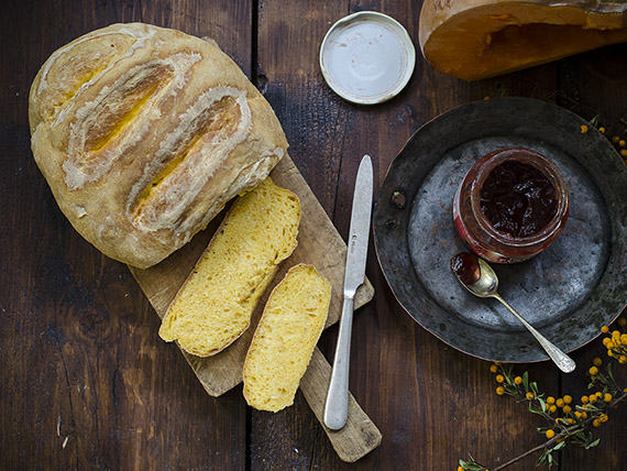 Pane alla zucca, morbido e leggero 8 pane alla zucca pronto
