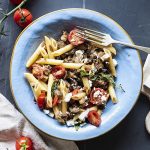 Pasta fredda con melanzane, feta e pomodorini 1 ricetta pasta fredda melanzane feta e pomodorini