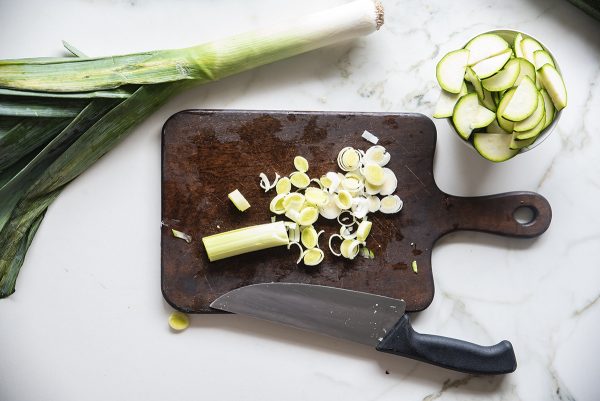 Pasta con limone, zucchine e feta: una ricetta sfiziosa 3 pasta fredda zucchine due