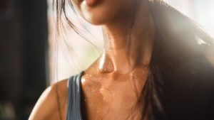 Sudare fa dimagrire davvero? La verit&agrave; su calorie, sauna e dimagrimento