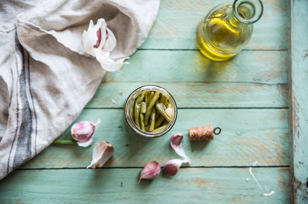 Fagiolini sott'olio: ricetta e come si fanno 3 Preparazione fagiolini sottolio nei vasetti