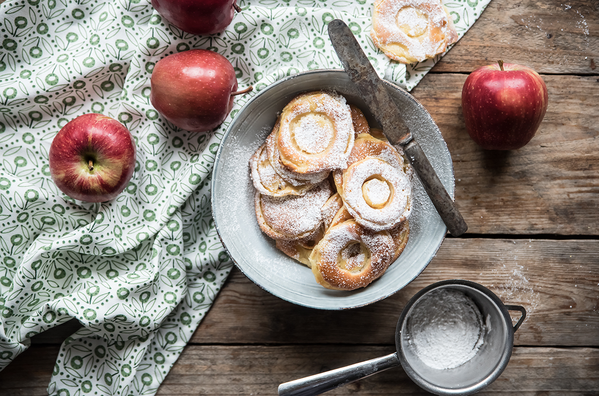 Ricette con le mele: proposte gustose e light 3 Ricette con le mele: frittelle di mele