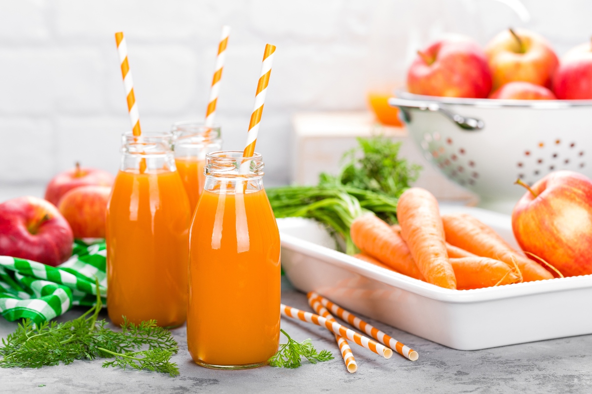Ricette con le mele: proposte gustose e light 30 Ricette con le mele: smoothie di carote e mela