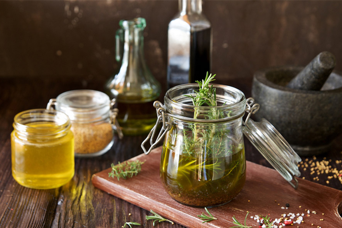 Salse light che vanno d'accordo con la dieta 24 Salse light: vinaigrette