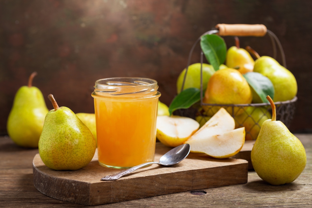 Ricette con le pere: idee sfiziose e light 1 Marmellata di pere: la ricetta