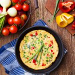 Omelette di cipolle: un secondo piatto francese, gustoso e nutriente 2 omelette di cipolle
