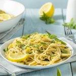 Pasta al limone: un primo piatto fresco senza panna 1 ricetta linguine al limone