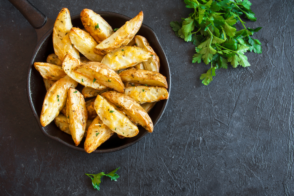 I 10 cibi da non mettere mai nel microonde! 1 microonde: non cuocere le patate