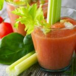 Smoothie al pomodoro, pompelmo e sedano 1 smoothie pomodoro sedano