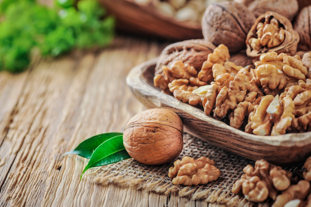 5 snack sani che ti aiutano a perdere peso 1 snack sani dieta frutta secca