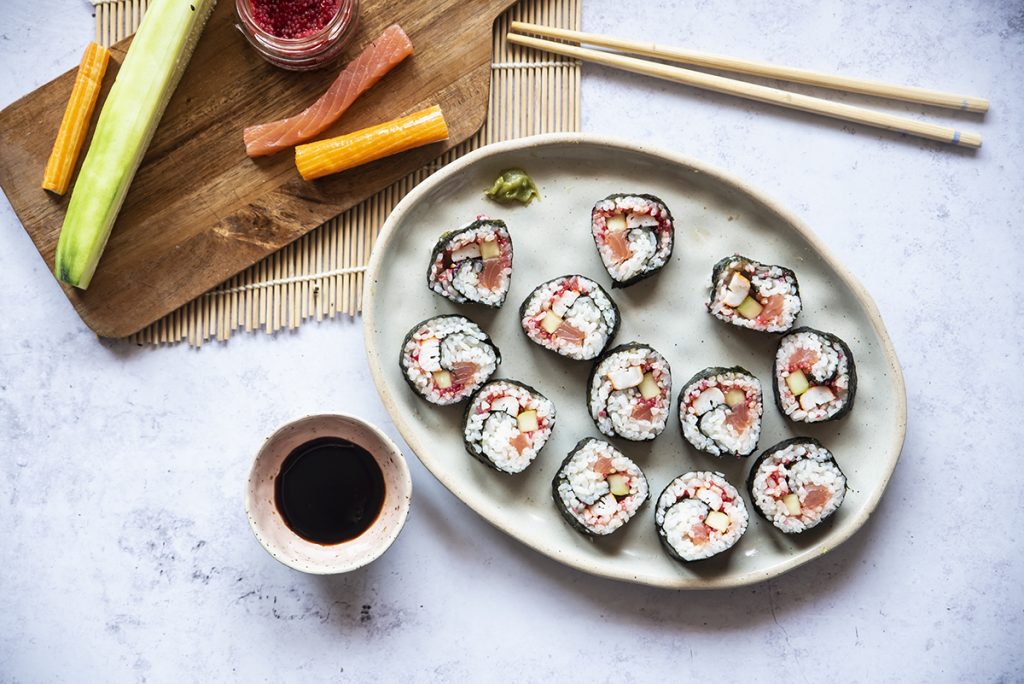 Futomaki con salmone e uova di lompo 7 futomaki sette