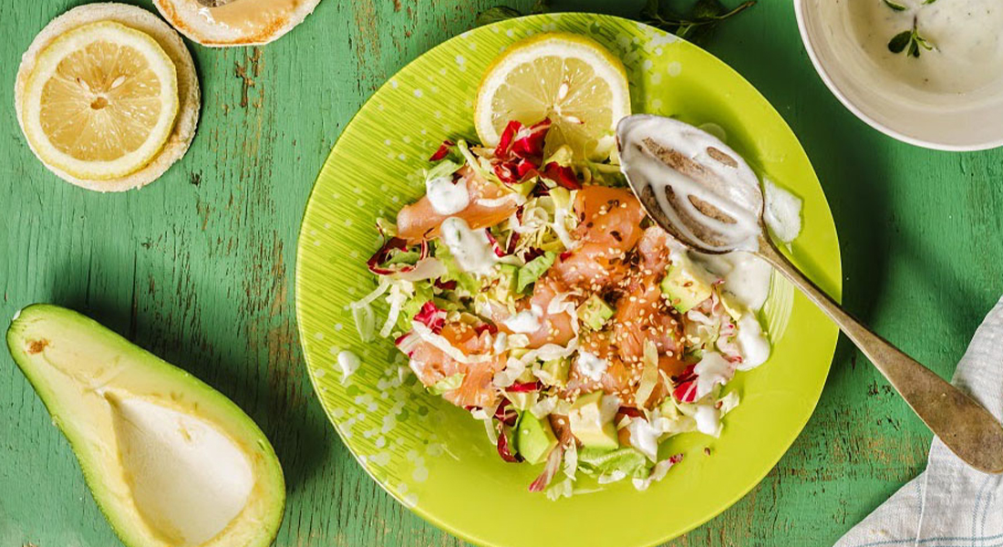 Aneto: cos’è, benefici per la salute, valori nutrizionali e ricette 11 insalata di salmone con aneto