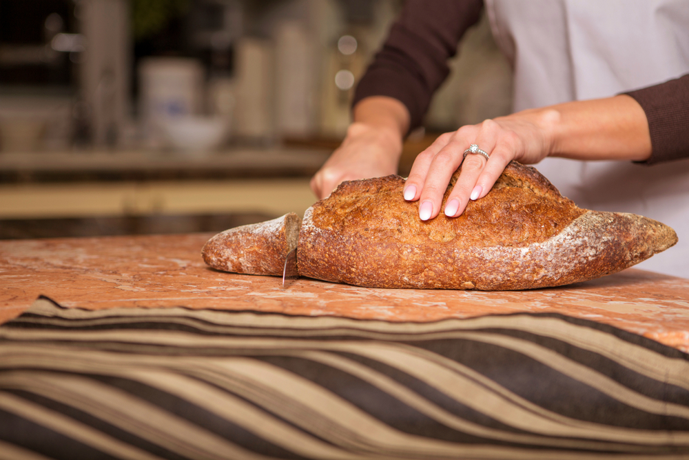 Pane: proprietà, tipi, calorie, benefici e ricette per farlo a casa 6 pane: come consumarlo