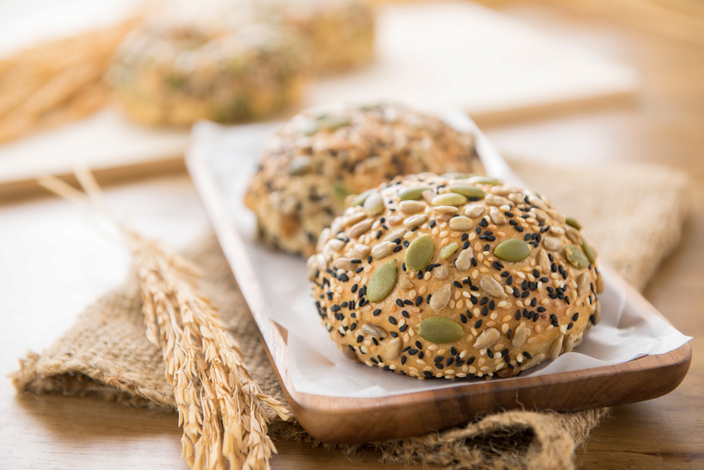 Pane: proprietà, tipi, calorie, benefici e ricette per farlo a casa 5 mix di cereali per ossa fori