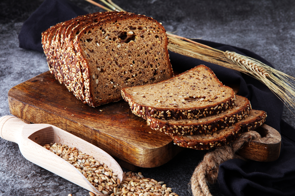 Pane: proprietà, tipi, calorie, benefici e ricette per farlo a casa 7 pane varietà